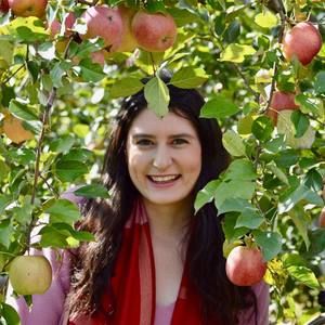 Meet your Posher, Rhiannon